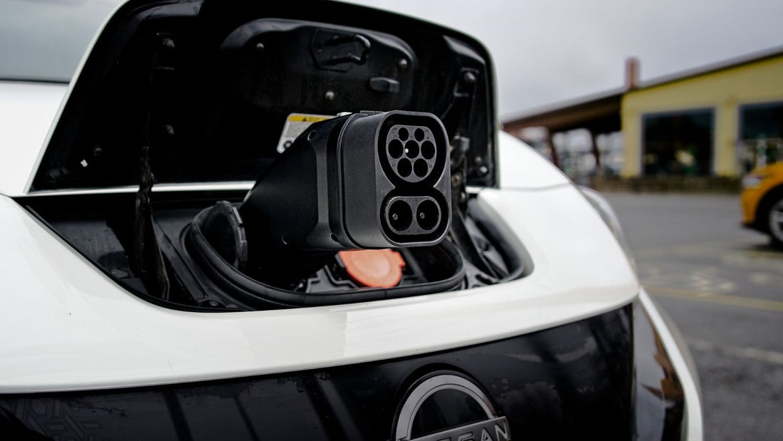 CCS2–CHAdeMO-Adapter von Autonlaturit.com
